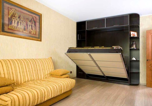 Шкаф-купе со встроенной кроватью